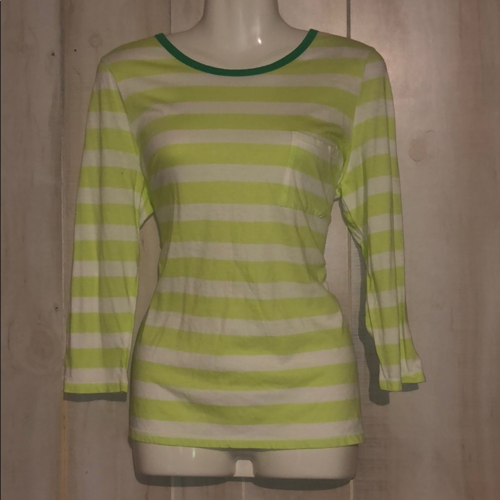 Gap soft spun 3/4 length sleeve neon grn T-shirt